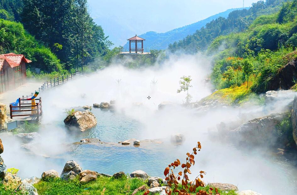 云南泥珠河景區(qū)霧森造景